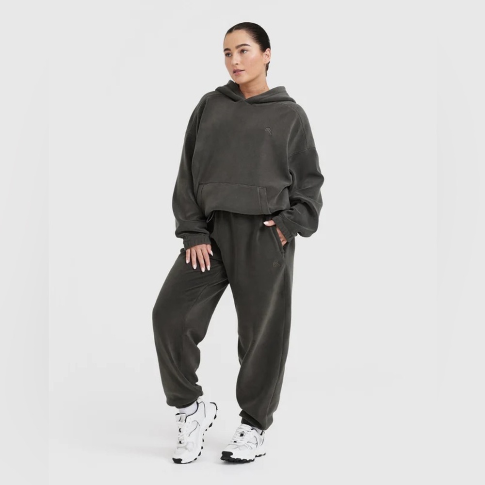 Oner Active Fleece Oversized Hoodie | Deep Taupe - S